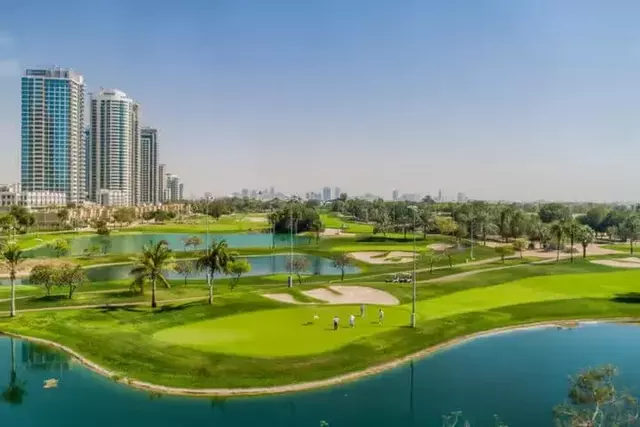 Emirates Hills Area Guide Dubai