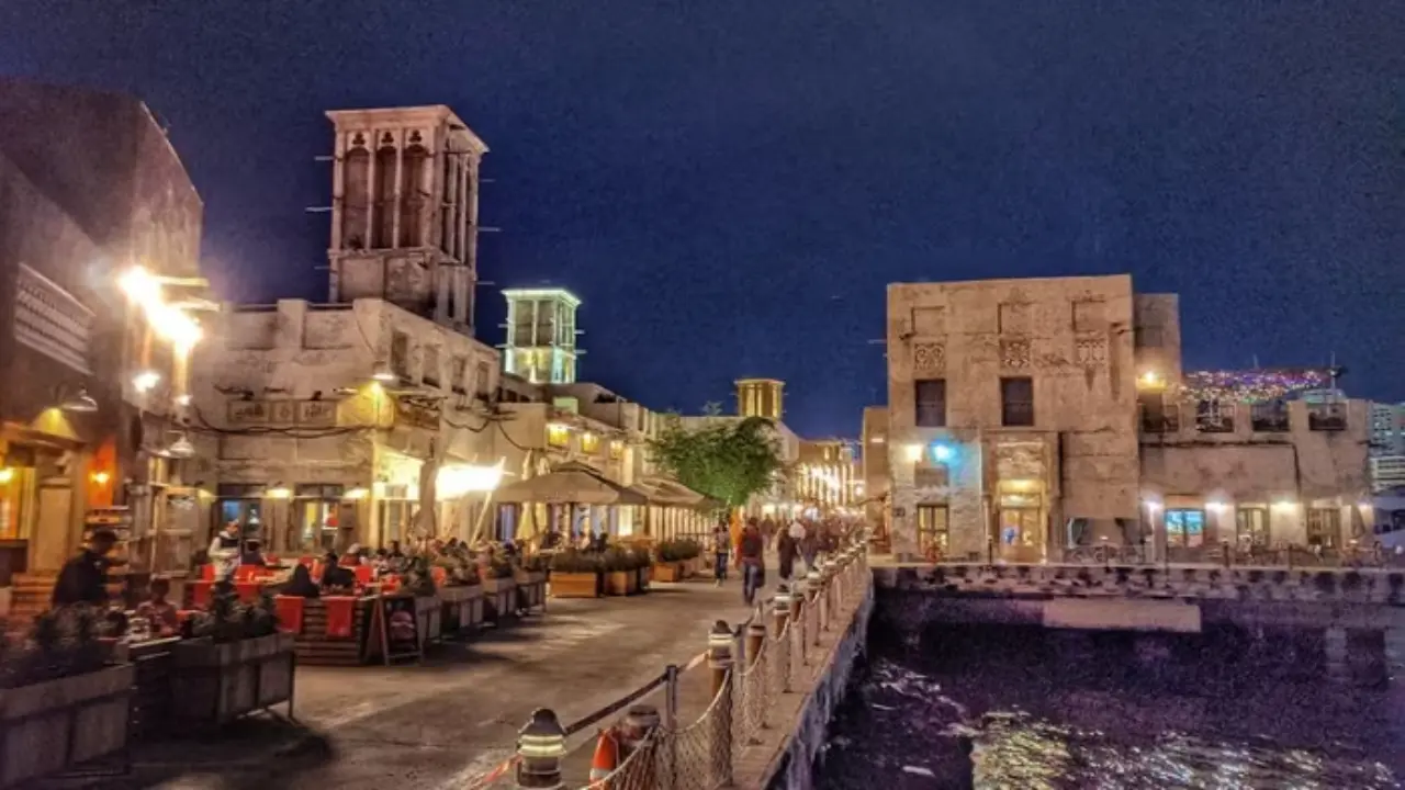 Night Experience at Souk Al Seef