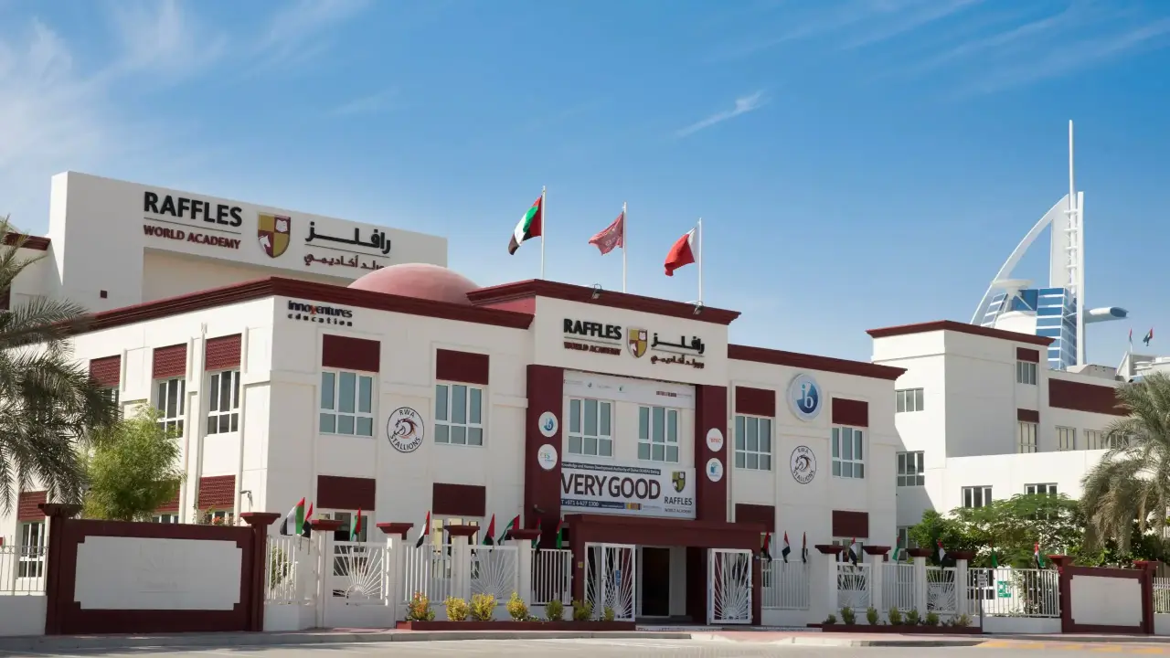 أكاديمية رافلز العالمية