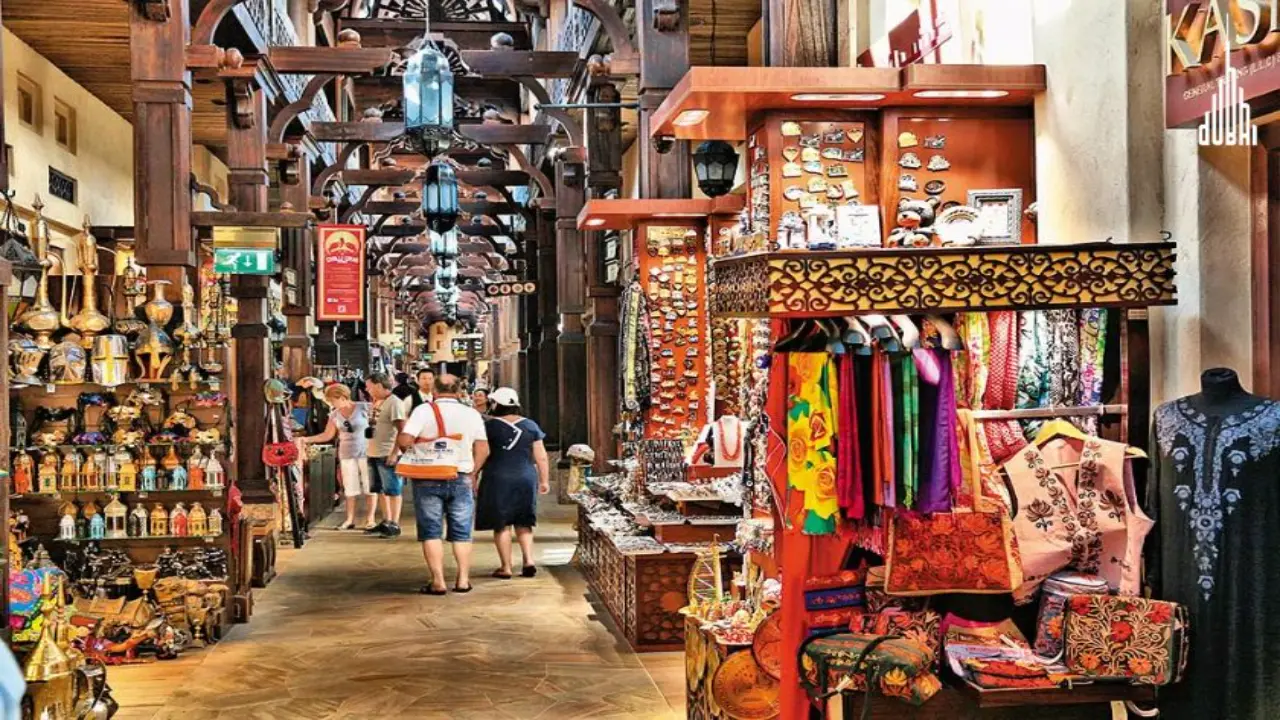 Souk Al Seef Attractions