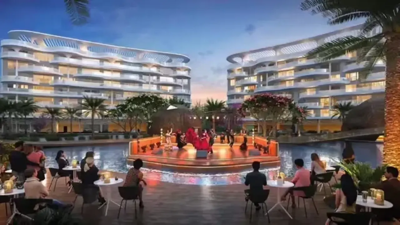 Townhouse and Modern Villas