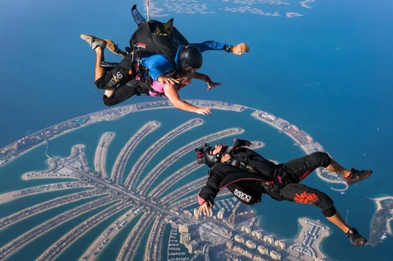 skydive dubai