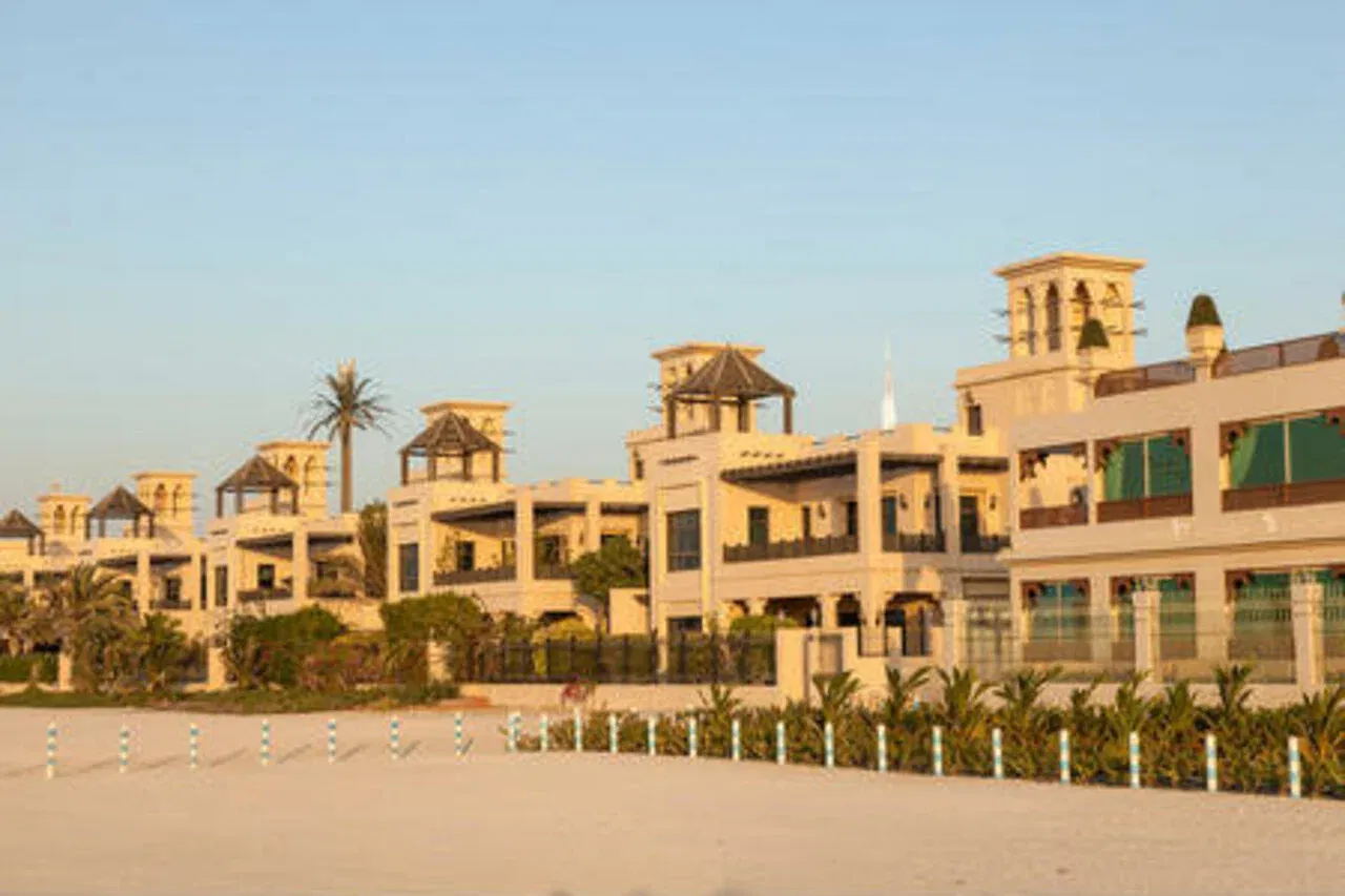 villas in umm suqeim