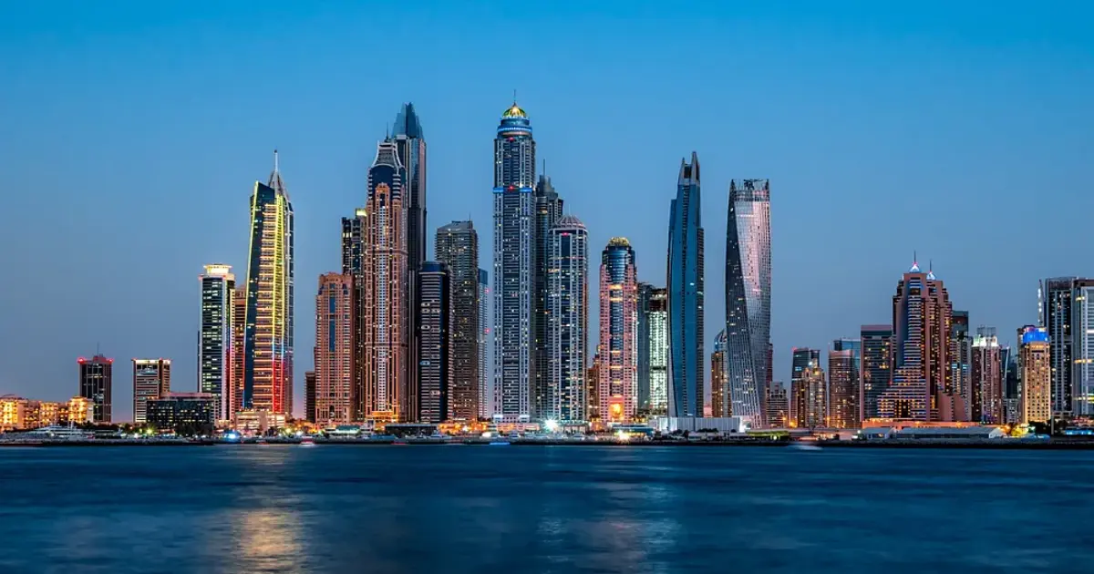 أفضل 10 مطورين بأعلى مبيعات في عام 2025