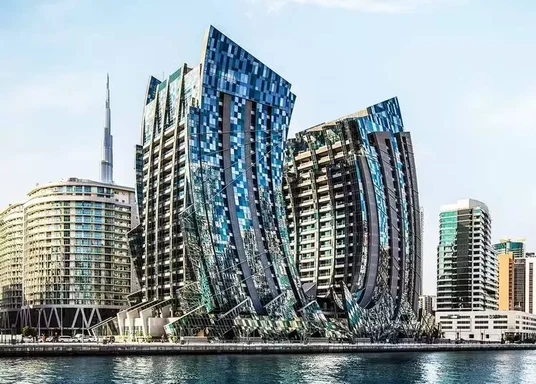برج دافنشي من تصميم باجاني