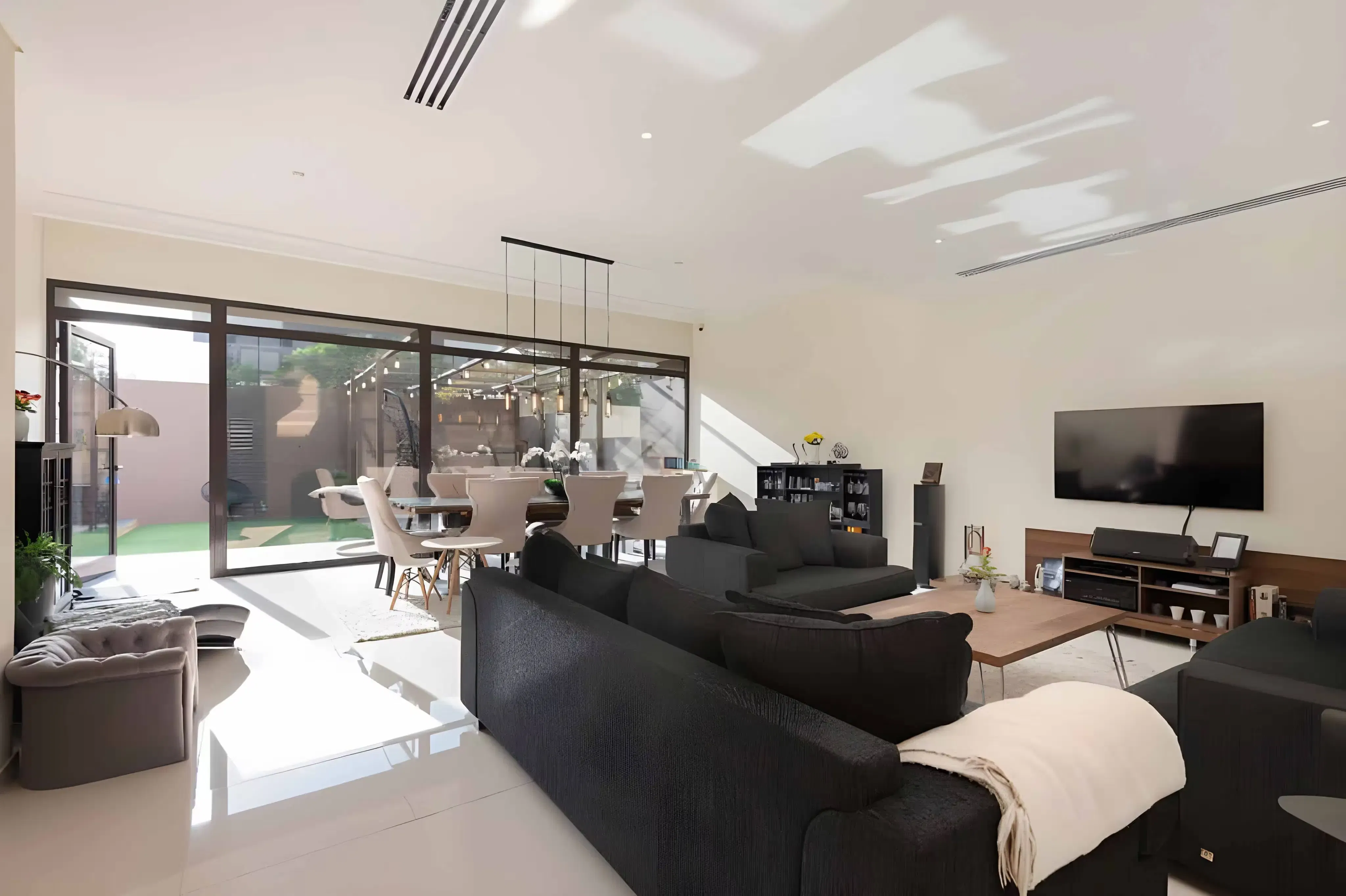 فلل فاخرة في فارم هاوسز في داماك هيلز 2