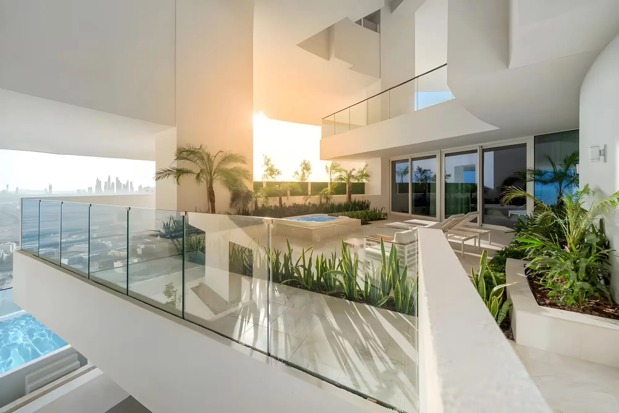 فايف جميرا فيليج ريزيدنسز: مزيج مثالي من الأناقة والراحة