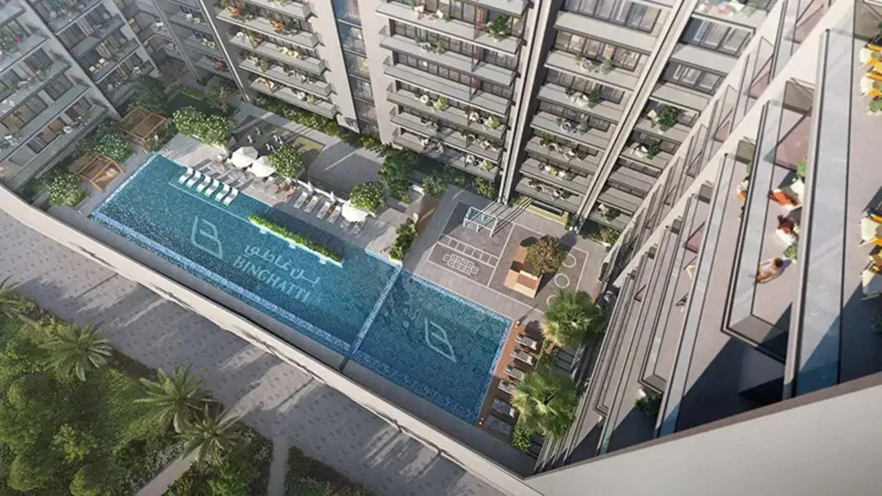 بنجاتي روبي في قرية جميرا الدائرية