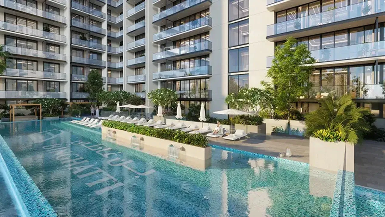 بنجاتي روبي في قرية جميرا الدائرية