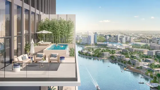 مياه الخور 2، ميناء خور دبي